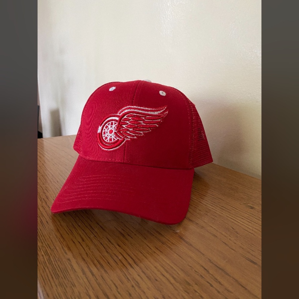 Redwings SnapBack